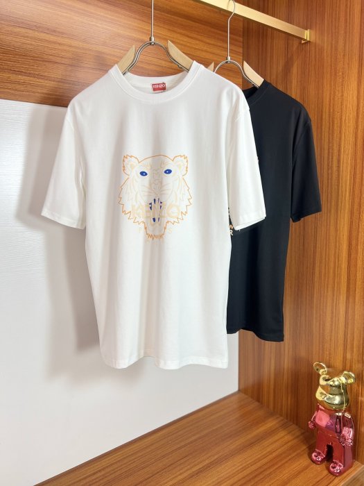 T-shirt men's