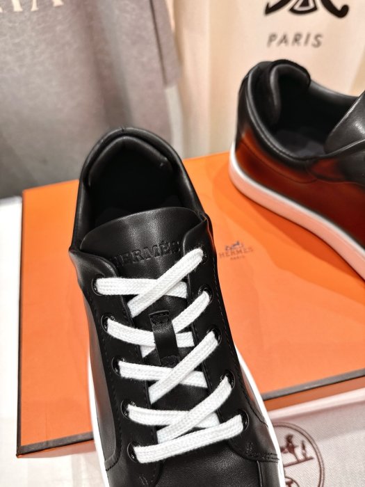 Кроссовки фото 6