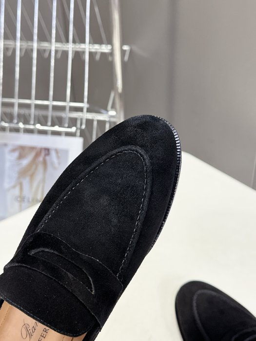 Лоферы женские фото 7