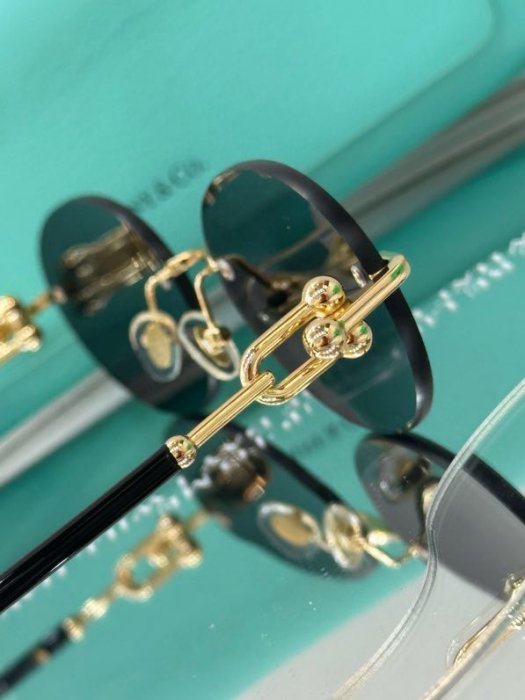 Очки солнцезащитные TF3104D фото 2