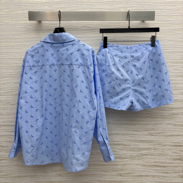 Костюм жіночий фото 8