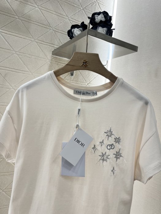 Футболка женская фото 3