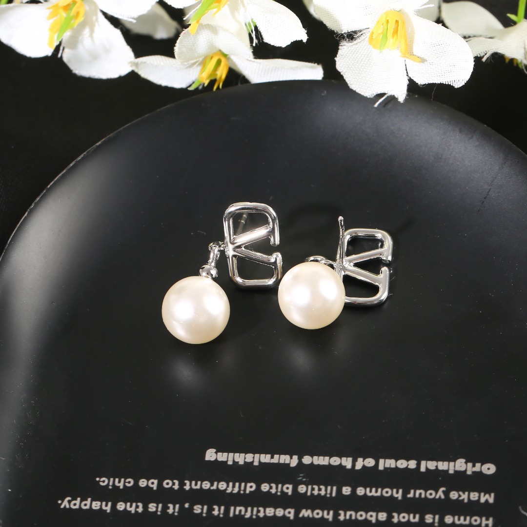 earrings-carnations фото 5