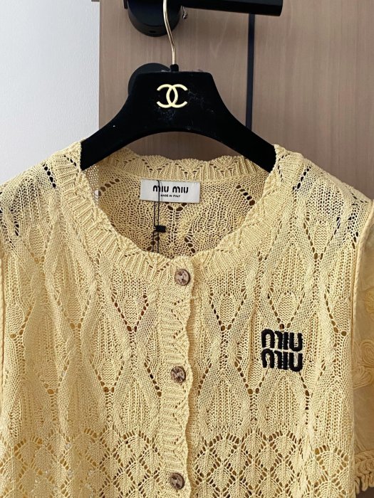 Футболка женская фото 3