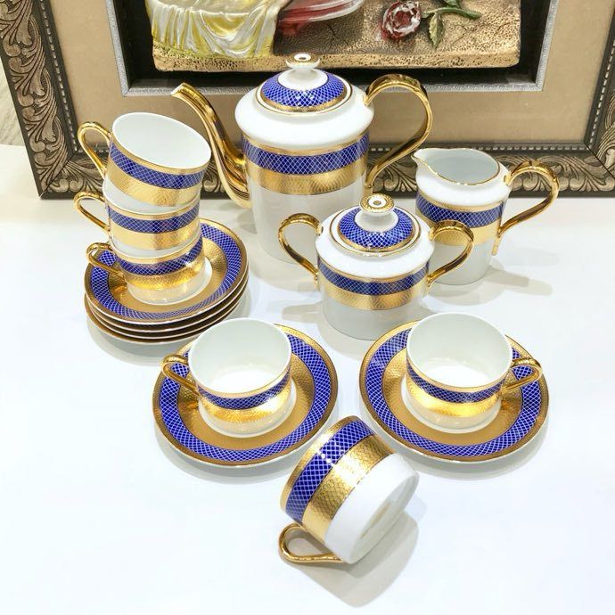 Tea porcelain service