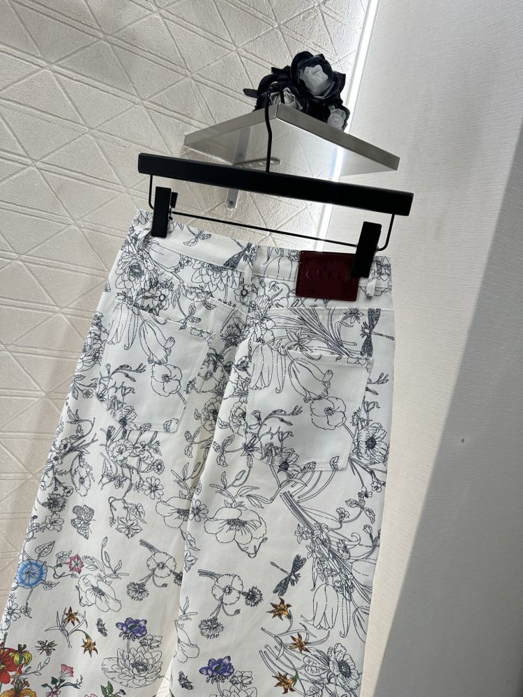 Jeans women's фото 4