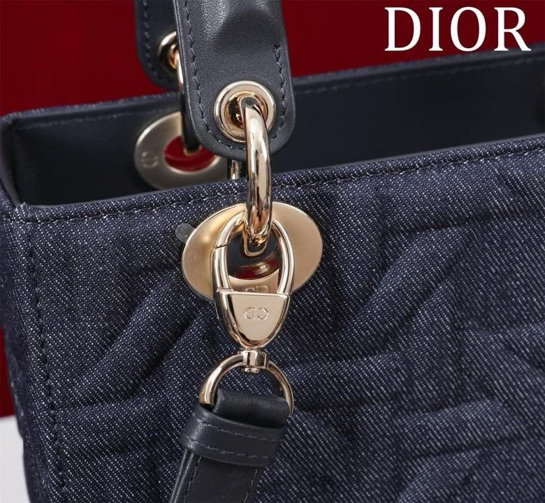 Сумка кожаная Lady Dior 24 см фото 7