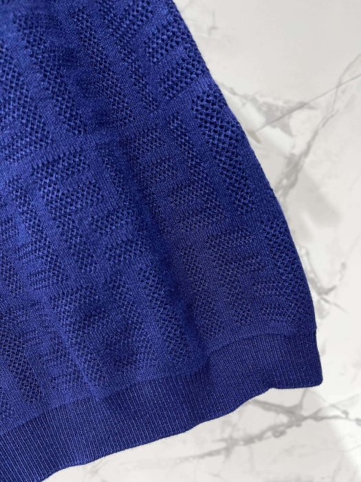 T-shirt women's фото 7