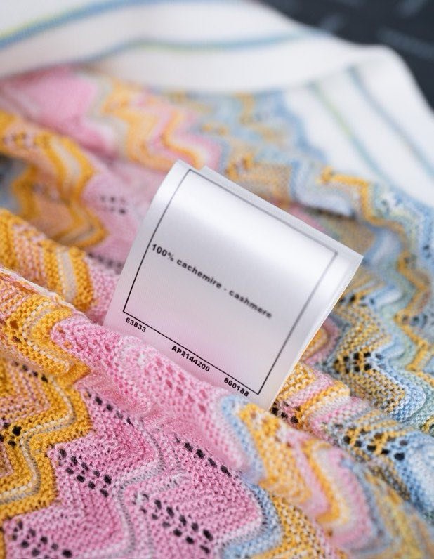 Футболка жіноча фото 3