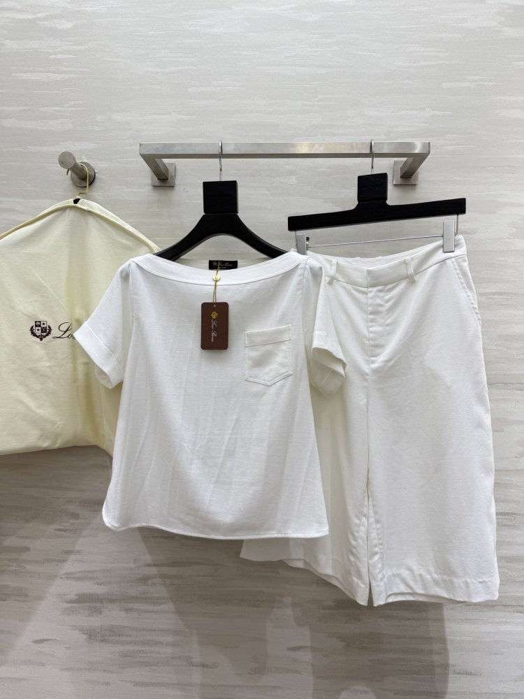 Костюм лляної в вінтажному стилі