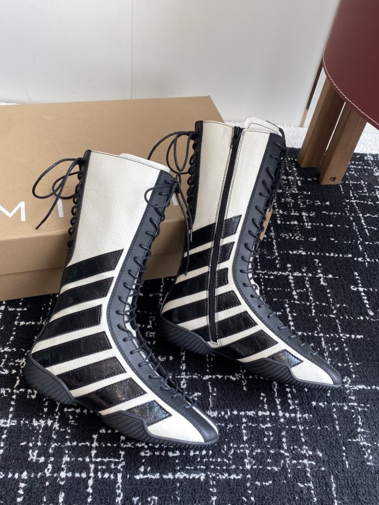 Boots women's фото 4