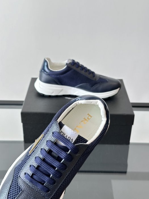 Кросівки чоловічі фото 8