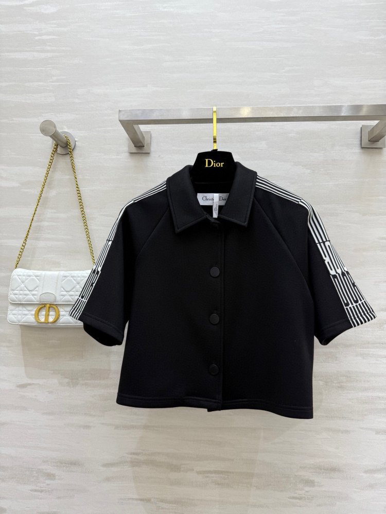 Кофта жіноча