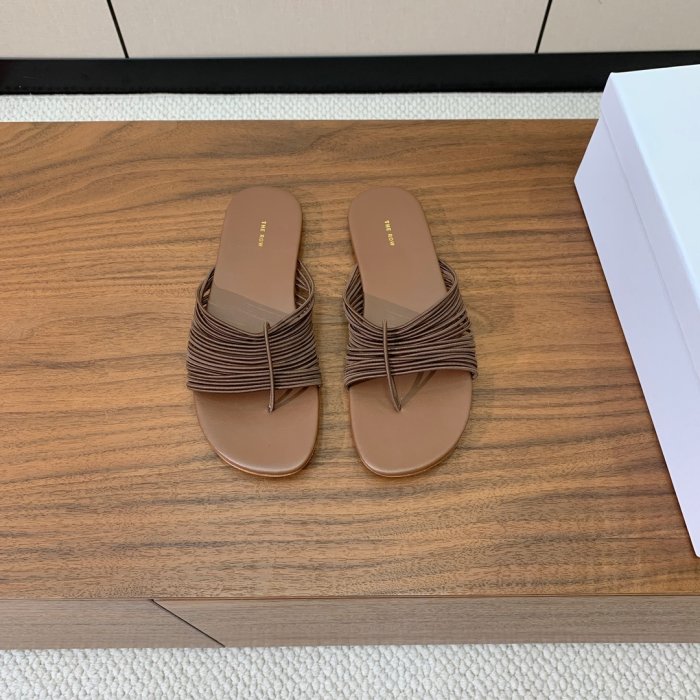 Шлепанцы женские