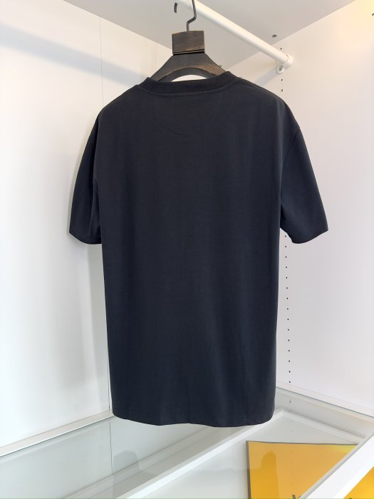 T-shirt men's фото 2