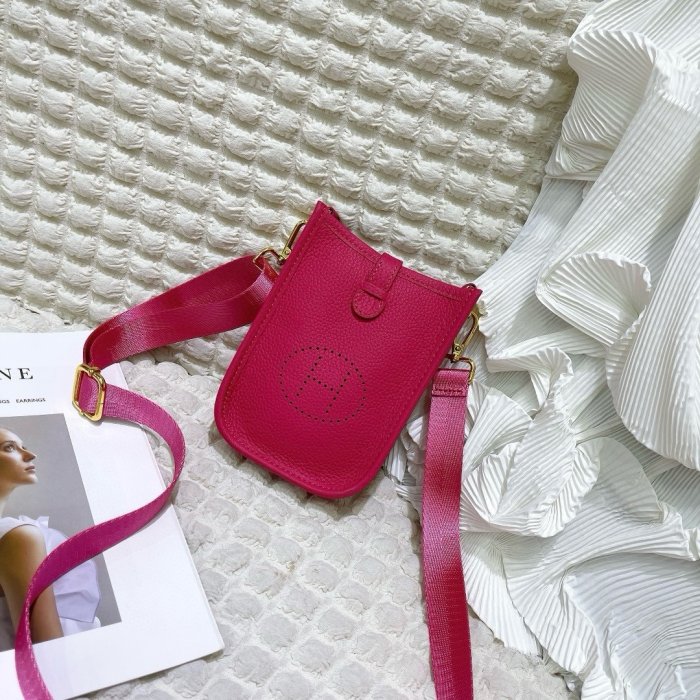 A bag Evelyne leather 18 cm