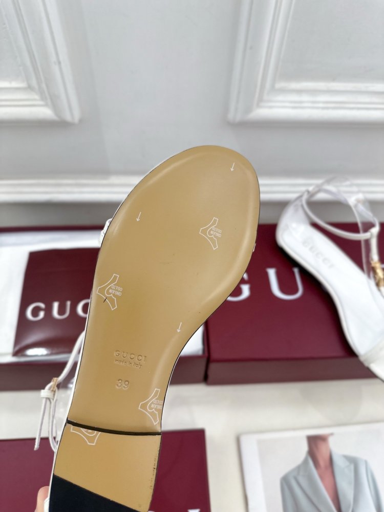 Босоножки фото 9