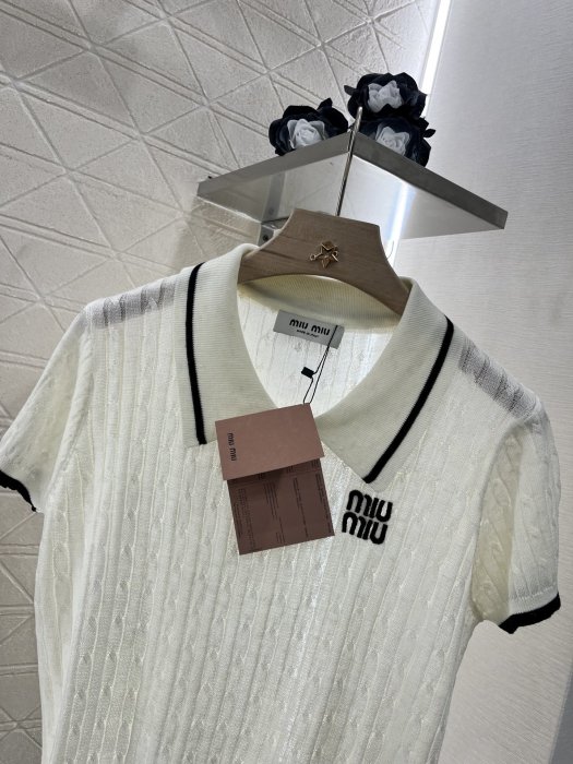 Футболка женская фото 3