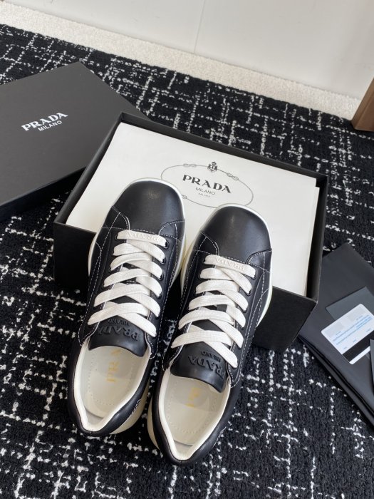 Кроссовки фото 4