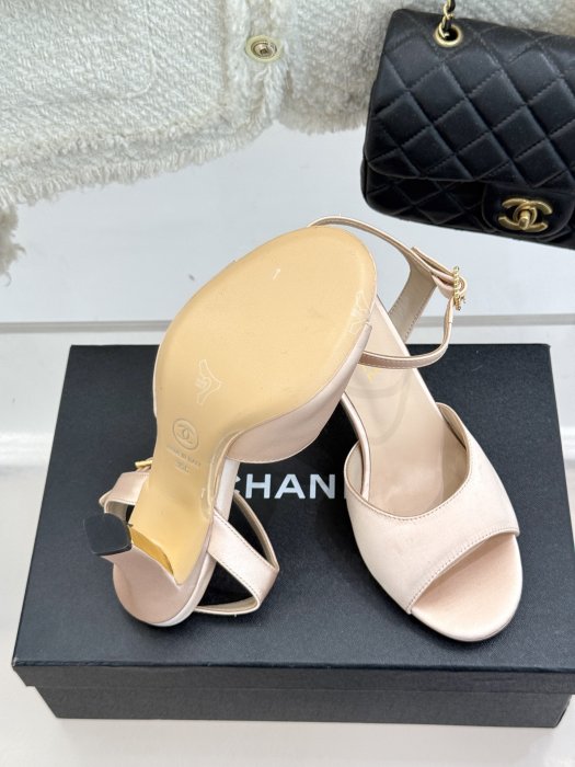 Босоножки фото 9