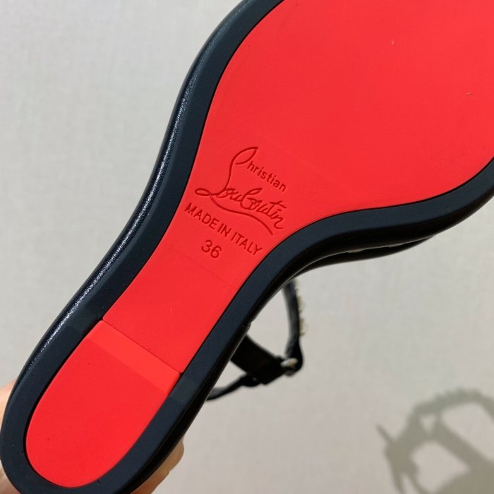 Босоножки фото 9