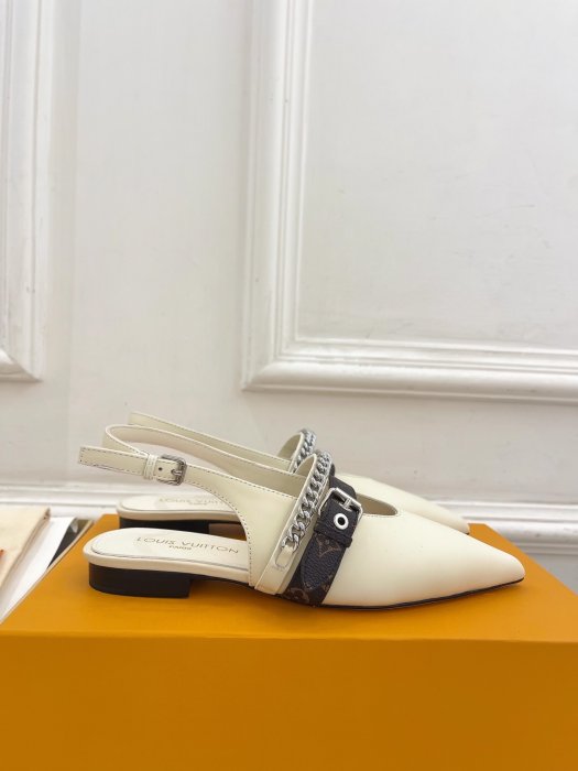 Босоножки фото 2