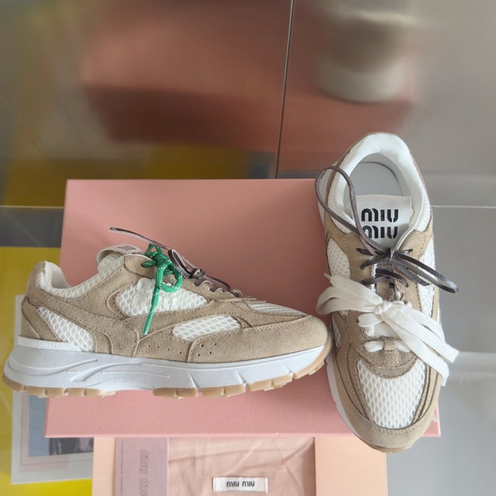 Кроссовки фото 2