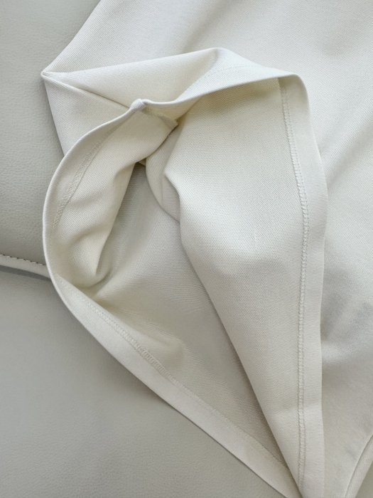 Футболка жіноча фото 8