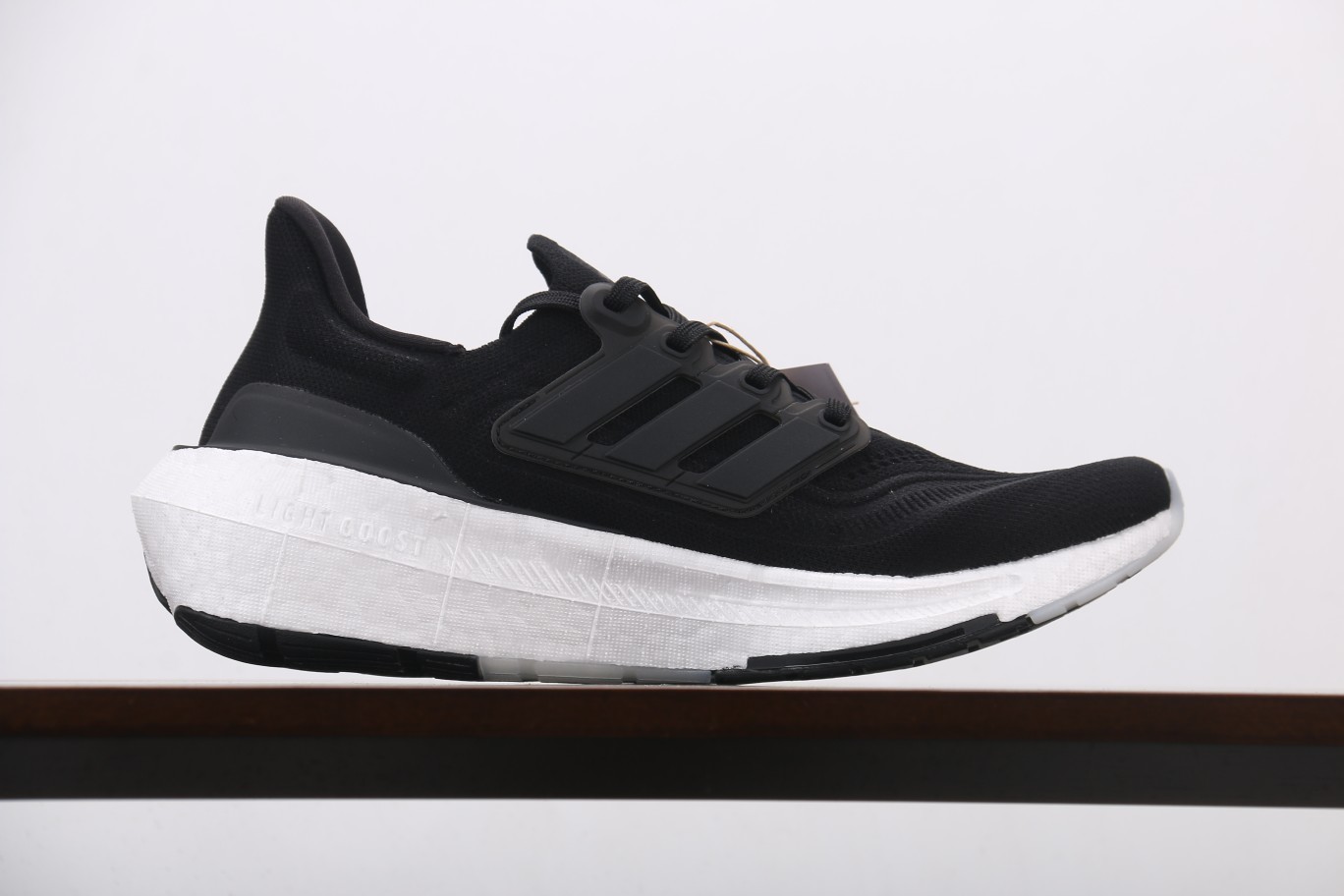 Кроссовки Ultra Boost Light Core Black White - GY9351 фото 2