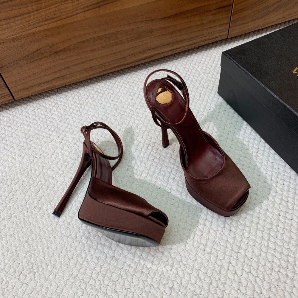 Босоніжки фото 3