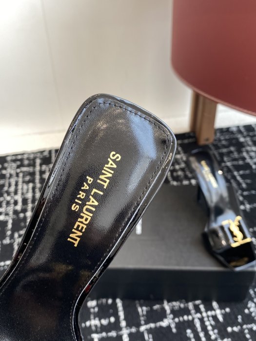 Босоножки фото 7