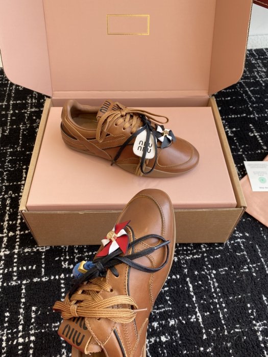 Кроссовки фото 6