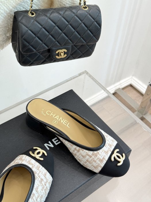 Босоножки фото 5