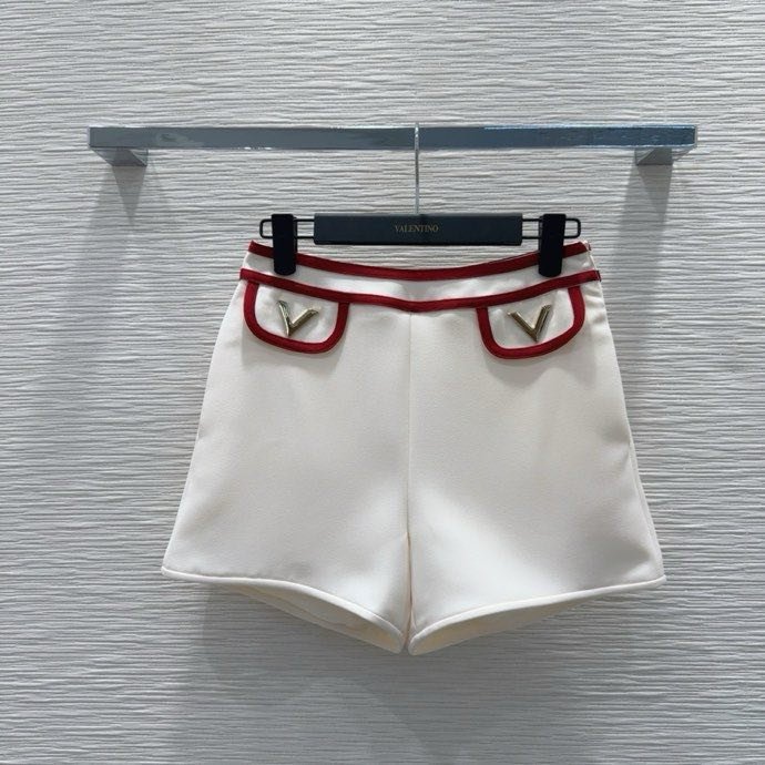 Шорти жіночі