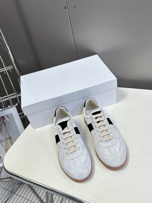 Кеди жіночі