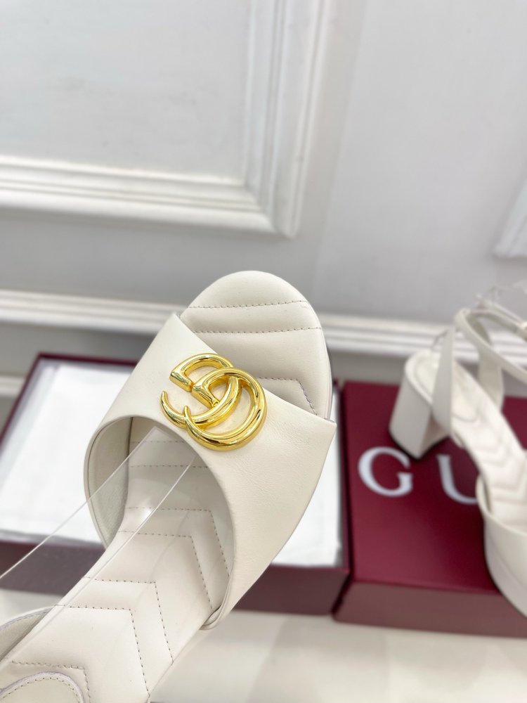 Босоножки фото 8