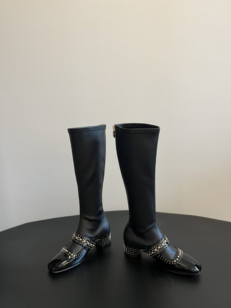 Сапоги женские фото 4