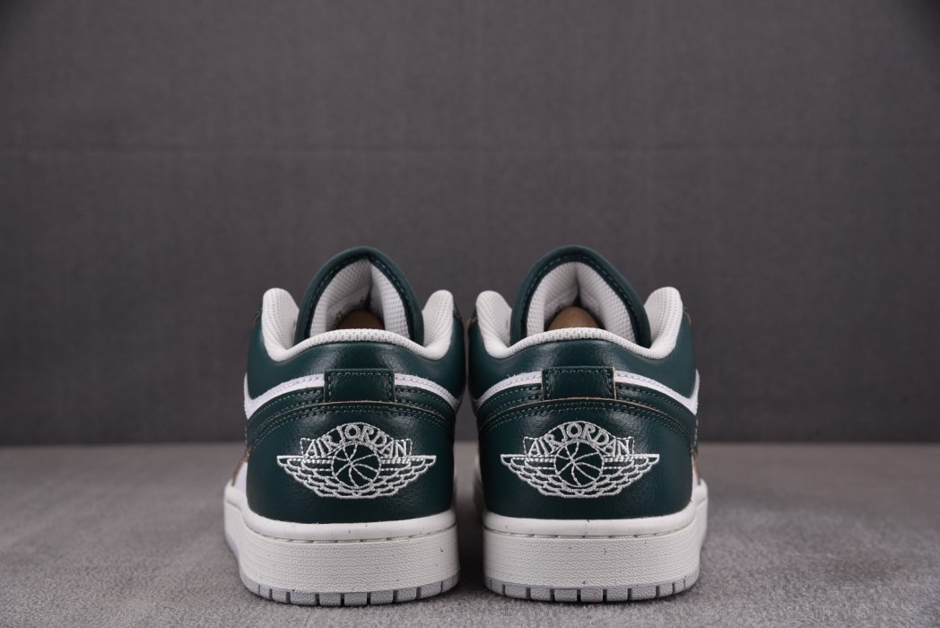 Sneakers Air Jordan 1 Low SE Oxidized Green фото 5