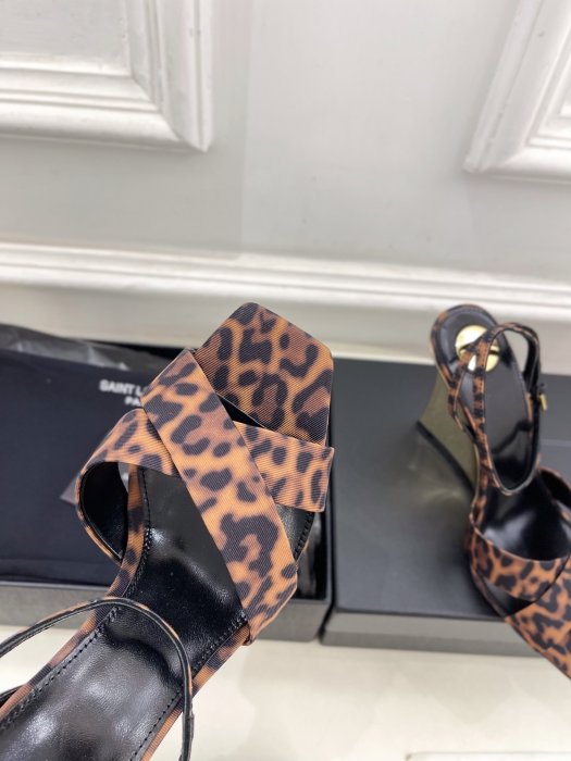 Босоніжки фото 7