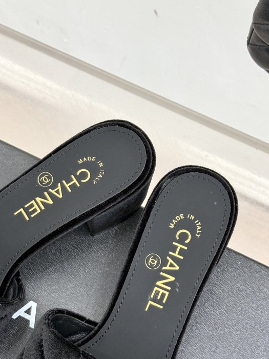 Босоножки фото 8