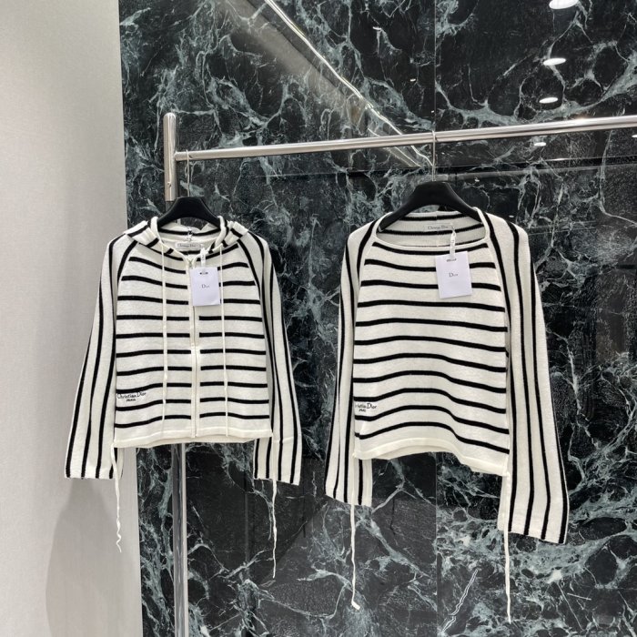 Кофта жіноча фото 9