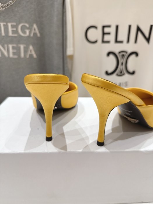 Босоніжки фото 8