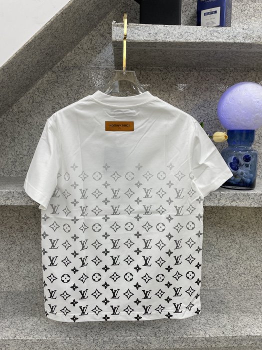T-shirt men's фото 6