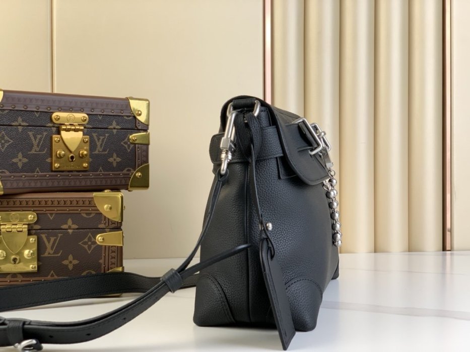 STEAMER CROSSBODY M11607 30 Louis Vuitton 12555 UKRFashion. Louis Vuitton