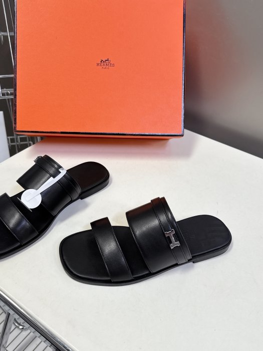 Шлепанцы фото 2