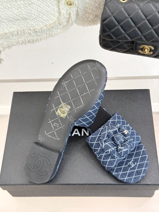 Шлепанцы фото 9