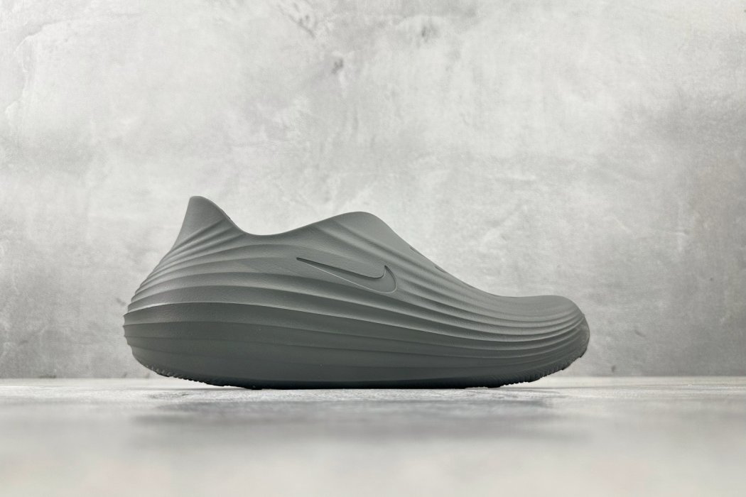 Кроссовки  Nike ReactX Rejuven8 фото 2