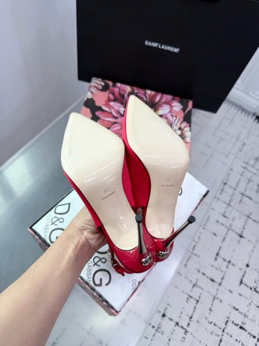 Sandals on high heel фото 3