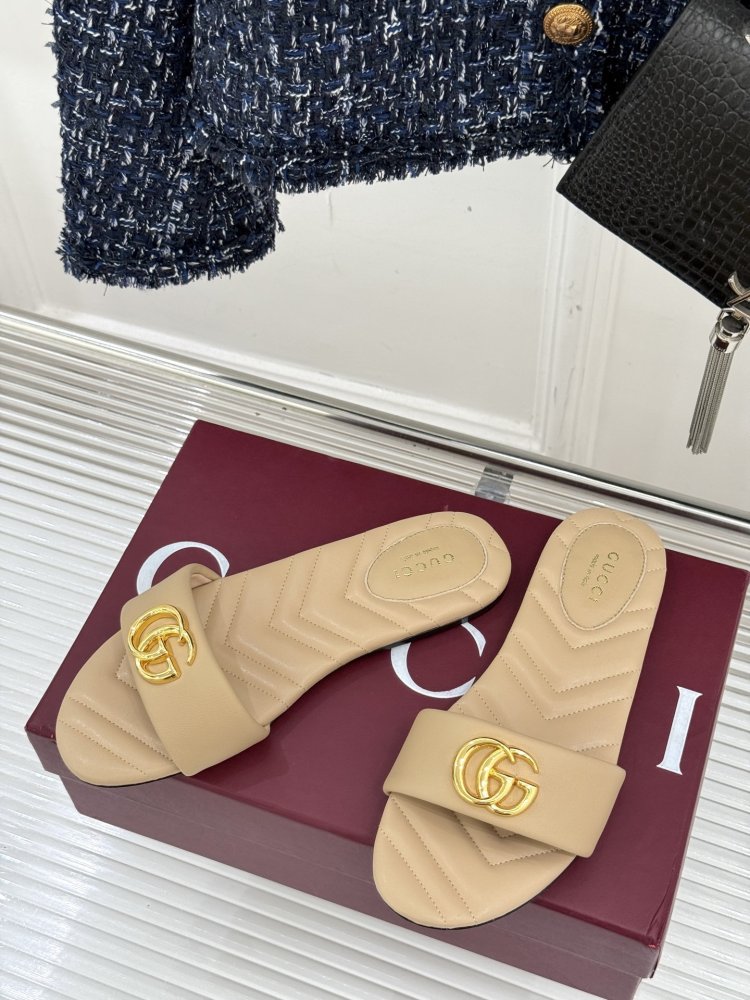 Шлепанцы женские фото 2