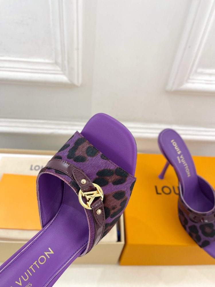 Босоножки фото 6